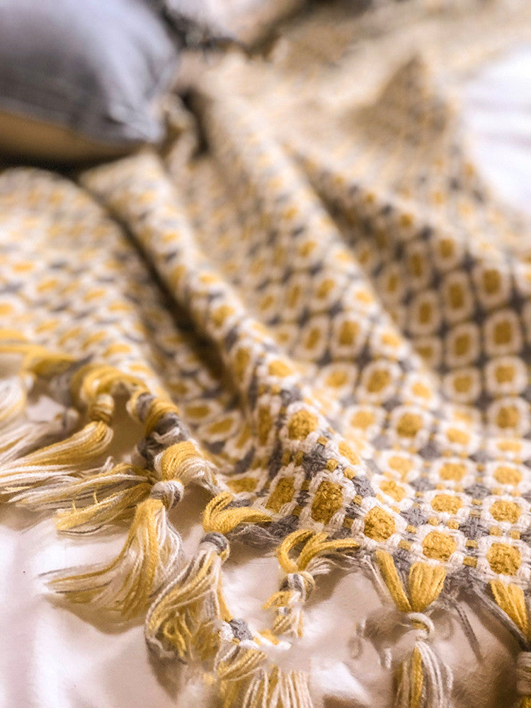 WarmAura Sofa Blanket