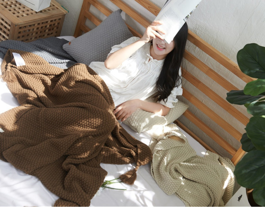 YarnAura Fringed Knitting Wool Blanket