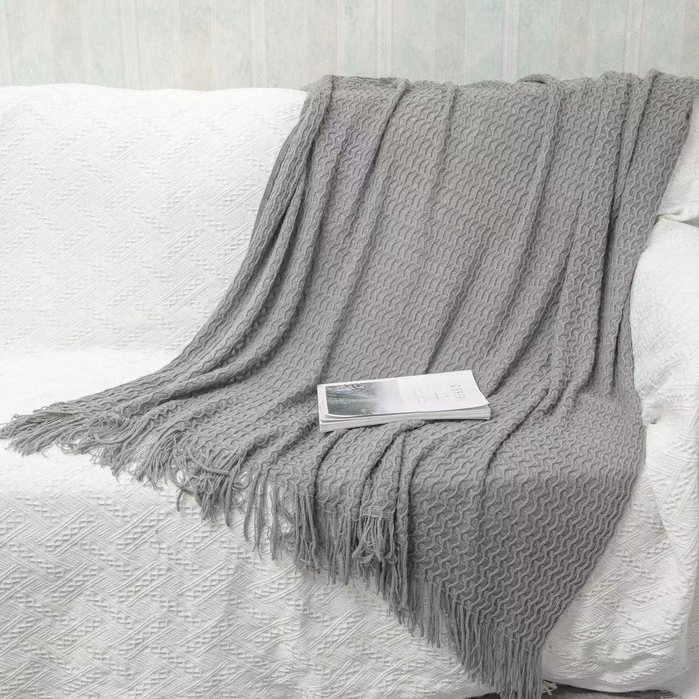 HomeHaven Woven Shawl Blanket